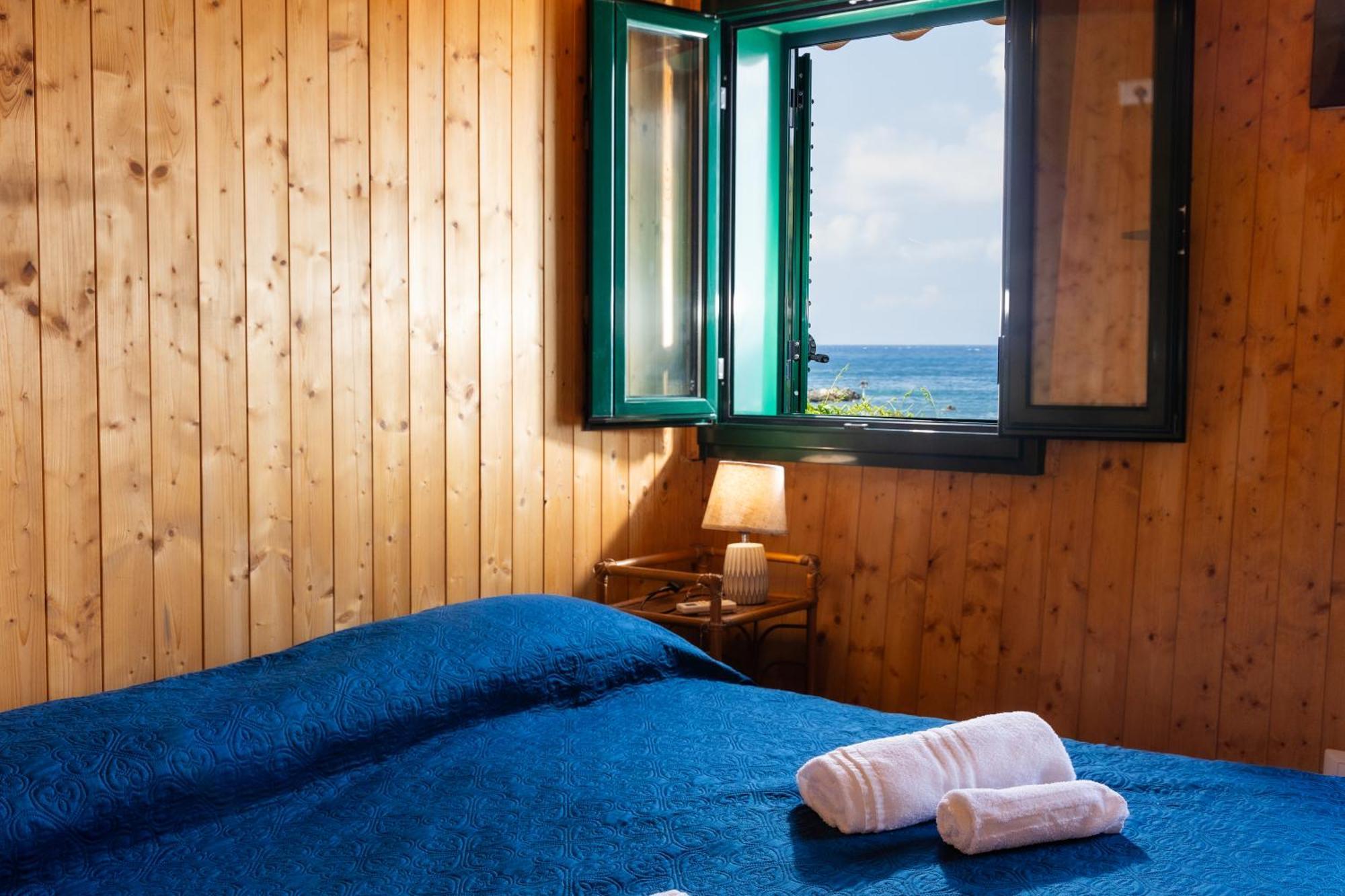 Riva Smeralda Camping Lodge Milazzo Exterior foto